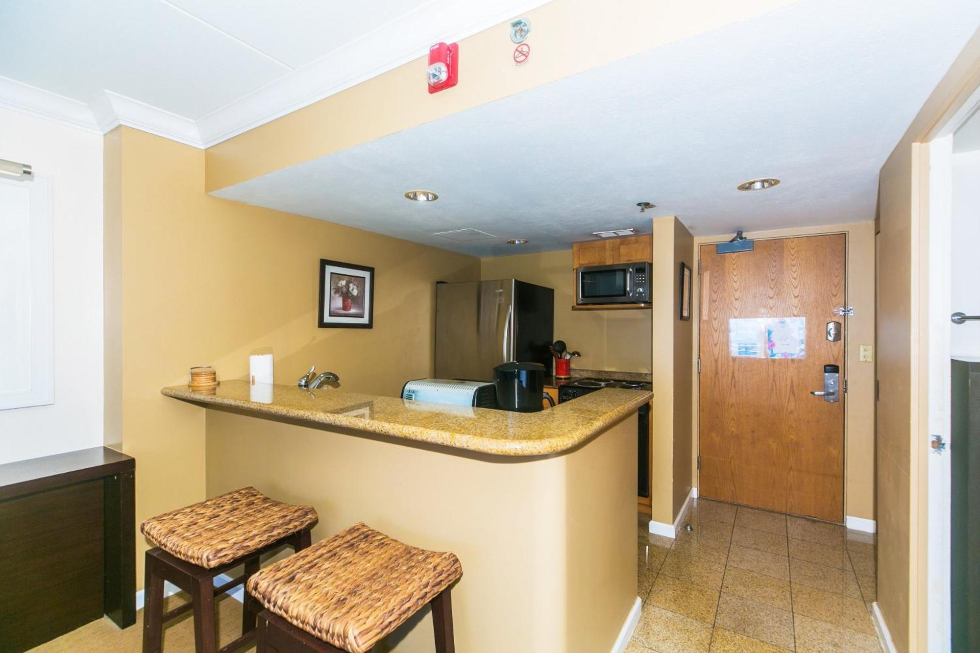 Ilikai Tower One Bedroom Lagoon View Waikiki Condos With Lanai & Free Wifi Honolulu Zimmer foto